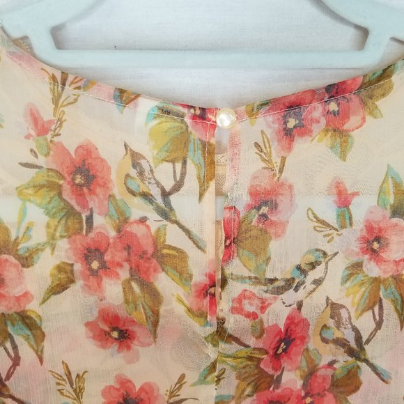 Disney Collection by LC medium floral top - Picture 4 of 6